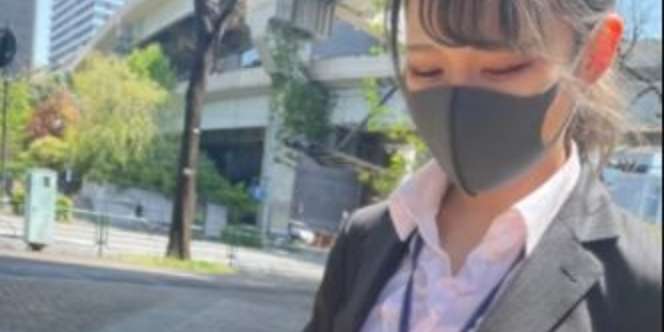 Cara Wanita Pengangguran Wujudkan Mimpi Makan Siang di Kantor Bikin Ngelus Dada