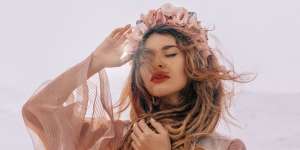 Sambut Musim Panas dengan Tampilan Chic ala Bohemian