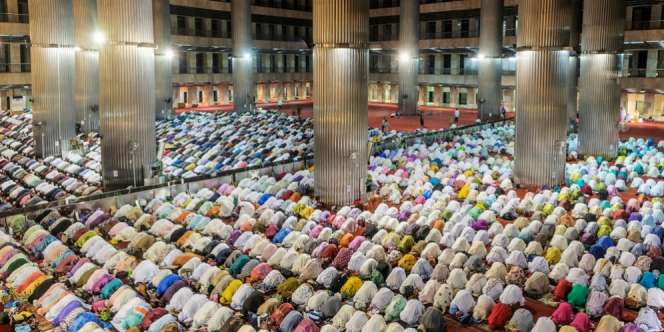 Berpotensi Kerumunan, MUI Imbau Sholat Id di Rumah & Silaturahmi Virtual