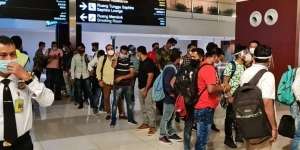 Sebanyak 32 WN India Dideportasi, Imbas Corona?