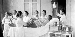 Viral Foto Ruang Bersalin Zaman Kolonial, Netizen Salfok ke Benda Ini