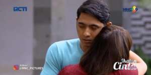 3 Scene Andin–Al Berpelukan Sukses Mengaduk-Aduk Emosi Penonton, Kamu Juga?