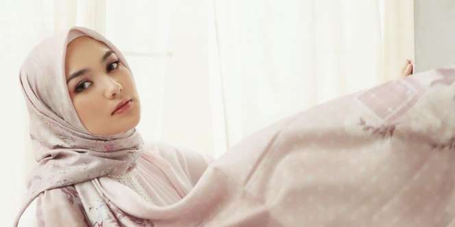 Variasi Brown Hijab Citra Kirana