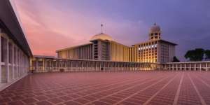 Mengenang Momen Ngabuburit dan Buka Puasa Sejumlah Masjid di Indonesia