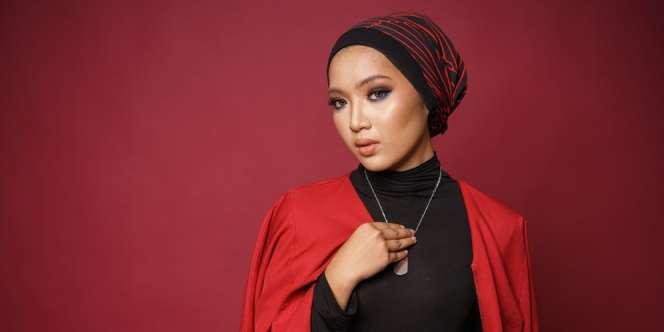 5 Inspirasi Tampil Fashionable dalam Balutan Blazer