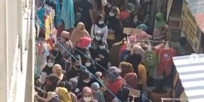 Viral Pengunjung Tanah Abang Membludak, Abai Jaga Jarak
