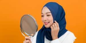 Cara Mencegah Maskne dan Merawat Kulit dengan Vitamin C