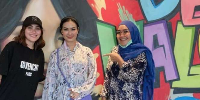 Ayu Ting Ting Pinjam Uang Rp100 Juta, Reaksi Iis Dahlia Tak Terduga