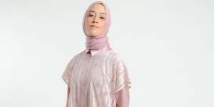 Tampil Fashionable saat Lebaran dengan Koleksi Outfit Satin