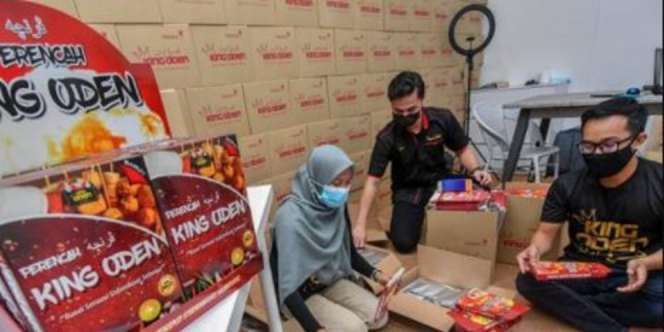 Dua Mahasiswa Raup Cuan dari Pasta Oden Rumahan, Omzet Miliaran