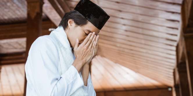 Pentingnya Refleksi Diri Saat Ramadan