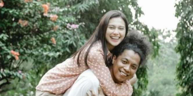 Artis-artis yang Merayakan Lebaran Pertama Kali sebagai Suami Istri