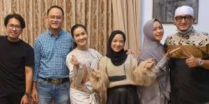 Buka Puasa Bareng Ustaz Zacky Mirza, Kehadiran Ayus dan Nissa Sabyan Disorot