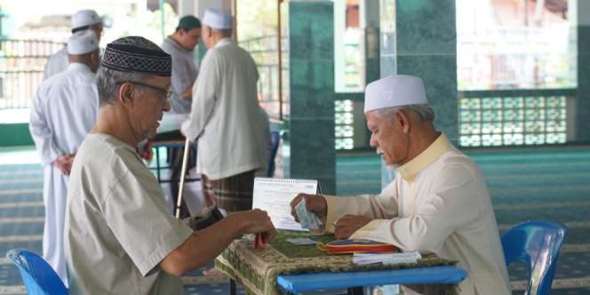 Doa Saat Bayar Zakat Fitrah