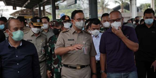 Anies Baswedan: Sholat Idul Fitri di Rumah Saja