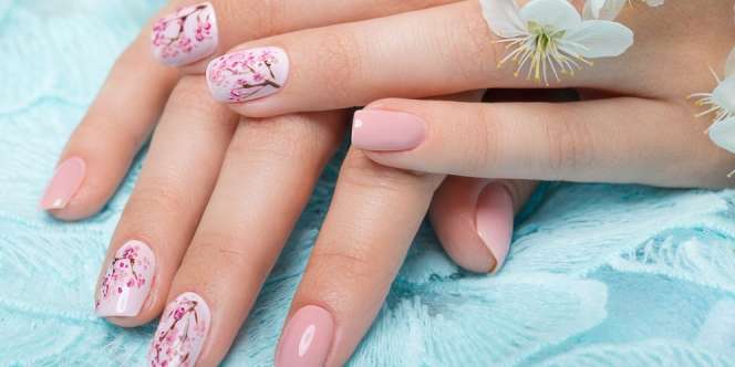 4 Inspirasi Nail Art untuk Pengantin Wanita