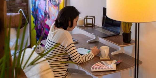 Ada Furnitur Kece dari Material Botol Bekas