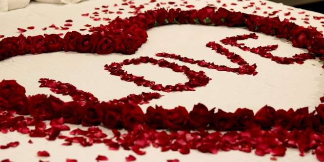 5 Perilaku yang Dicontohkan Rasulullah Sebelum Berhubungan Intim Suami-Istri