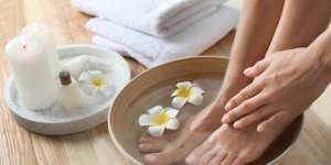 Jaga Keindahan Kaki dengan 5 Cara Sederhana