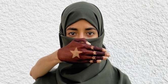 Desain Unik Henna Kontemporer Hiasi Tangan Sahabat Dream