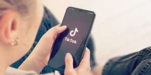 Dosen UNPAD 'Ngajar' di TikTok, Mahasiswa Dijamin Tak Stres