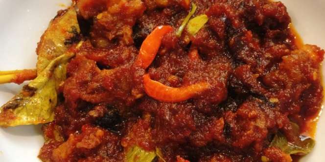 Oseng Mercon Kambing, Pedasnya Menantang Lidah