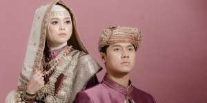 5 Potret Prewedding, Rizky Billar dan Lesty Umumkan Menikah