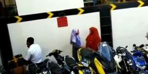 Viral Emak-emak Panik Terbawa Kapal Feri saat Antar Keluarga