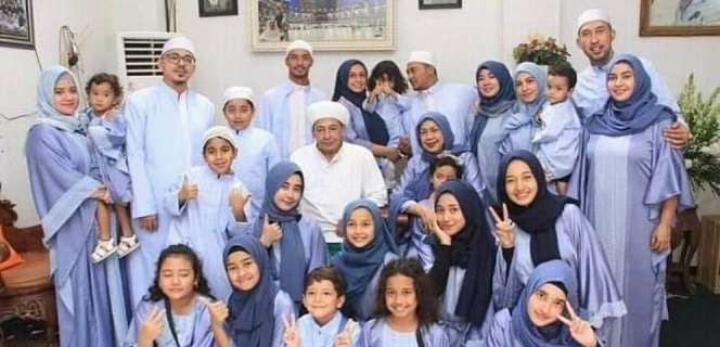 Habib Luthfi Minta Orangtua Lakukan 4 Tirakat Agar Hidup Anak Penuh Berkah