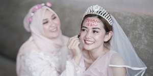 Potret Bridal Shower Citra Monica, Salfok ke Wajahnya
