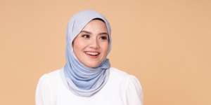 Tips Membuat Wajah 10 Tahun Lebih Muda dengan Makeup