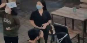 Ketemu Orang Pakai Jaket Sama Seperti 'Jodoh yang Tertukar'