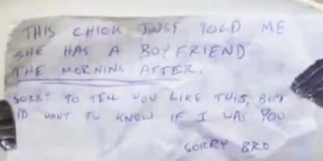 Secarik Kertas di Bawah Dudukan Toilet Bongkar Peselingkuhan: 'Sorry Bro` 