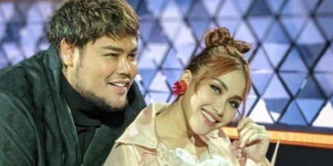Ngaku Sayang ke Ayu Ting Ting, Ivan Gunawan: Nabung Dulu