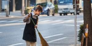 Baru Terungkap, Ternyata Ini Cara yang Bikin Jepang Sangat Bersih