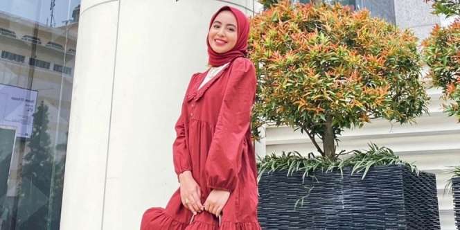 3 Ide Gaya Hijab Pashmina Plisket