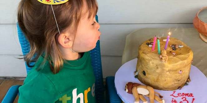 Bocah Perempuan Minta Dibuatkan 'Kue Sedih' Saat Ulang Tahun