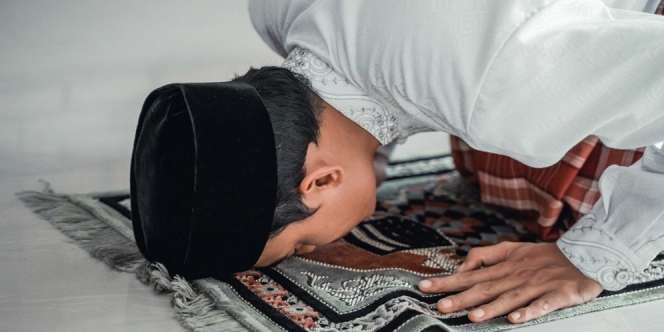 72 Ucapan Syukur Kepada Allah SWT atas Nikmat dan Rezeki, Sangat Menyentuh Hati