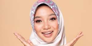 Merias Alis Lebih Natural dalam 4 Langkah
