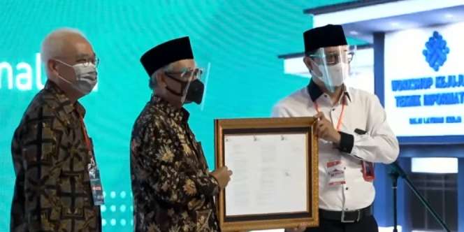 Wapres Dorong Bank Wakaf Mikro Menjamur di Pondok Pesantren