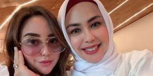 Kece Abis! 5 Potret Penampilan Heidy Sunan, Ibunda Salmafina