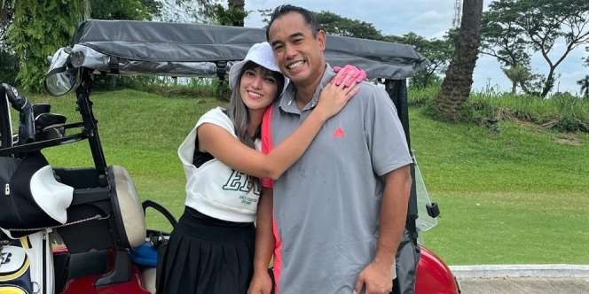 Pamer Tato di Punggung, Nia Ramadhani Dikira Jessica Iskandar