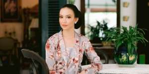 Jarang Diketahui, Deretan Artis Cantik Ini Berdarah Timur