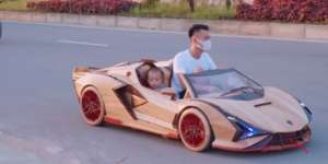 Ayah Buat Mobil-mobilan Lamborgini dari Kayu, Buat Anak atau .. ?