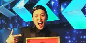 Wow Keren! Pengamen Asal Indonesia Juara Nyanyi di Kontes Italia