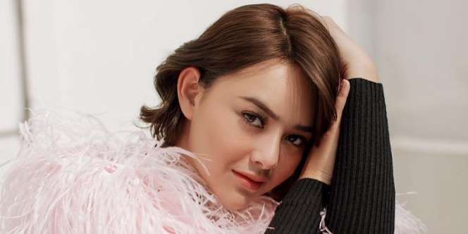 Bikin Kaget Ternyata Begini Isi Handphone Amanda Manopo, Foto yang Disimpan...