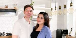 Masih Kepo Agama Anthony Xie Suami Audi Marissa, Postingan Inikah Jawabannya?