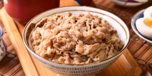 Keren, Pesanan Beef Bowl untuk Pekerja Medis Diantar Pakai Drone