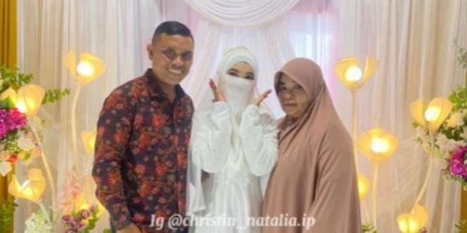Viral, Momen Haru Pendeta Datang ke Pernikahan Putrinya yang Bercadar