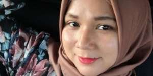 8 Potret Nova Pratiwi, Kakak Rizky Billar yang Jarang Tersorot